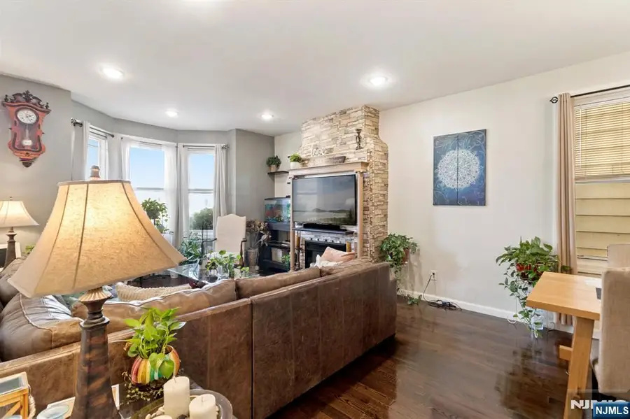 46 Lawrence Street, Bloomfield, NJ 07003 - Image #2