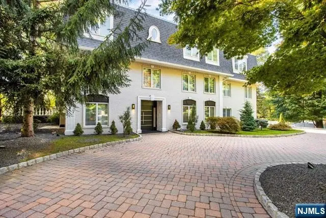 99 Ogle Road, Old Tappan, NJ 07675 - Image #3