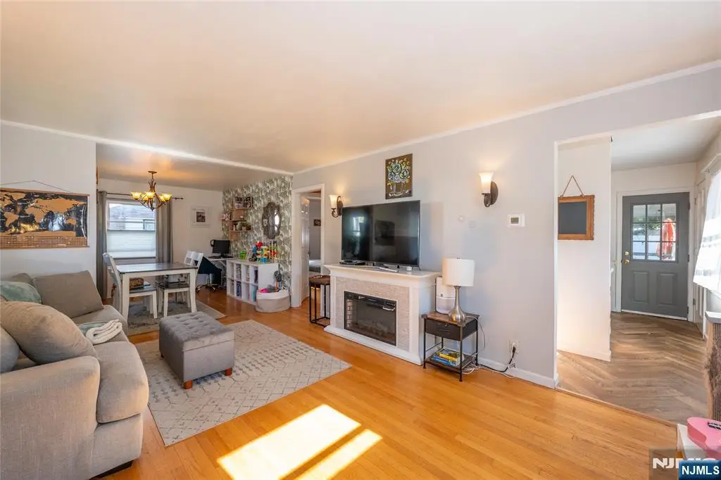 16-15 Well Drive, Fair Lawn, NJ 07410 - Image #1