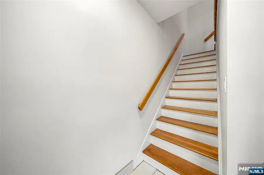 620C Grand, Leonia, NJ 07605 - Image #2