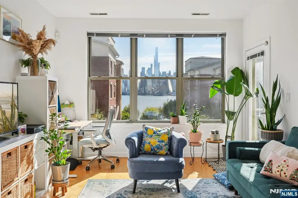 26 Ave At Port Imperial 323, West New York, NJ 07093 - Image #1