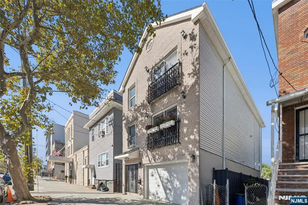 3211 John F Kennedy Boulevard, Jersey City, NJ 07306 - Image #1