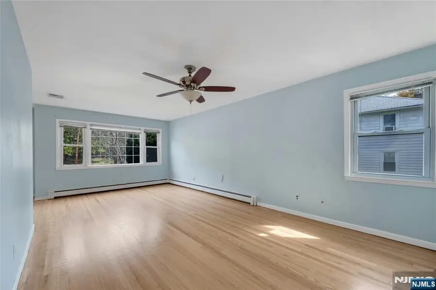 106 Hillside Avenue, Cresskill, NJ 07626 - Image #2