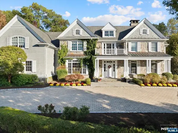 29 McGrath Drive, Cresskill, NJ 07626