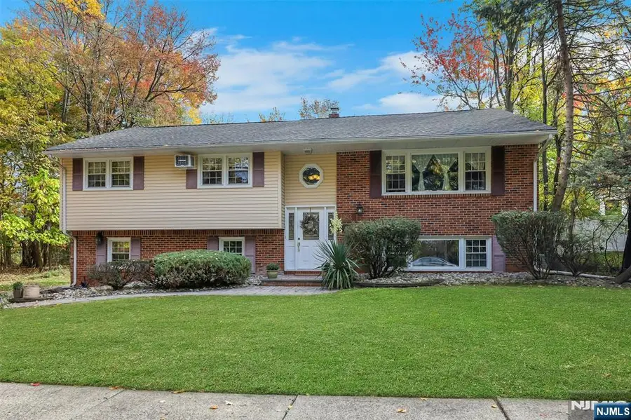 1093 Sheridan Street, New Milford, NJ 07646 - Image #2