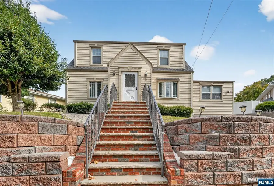 870 Passaic Avenue, Kearny, NJ 07032 - Image #2