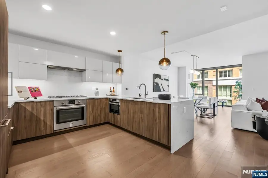 9 Ave At Port Imperial 405, West New York, NJ 07093 - Image #2