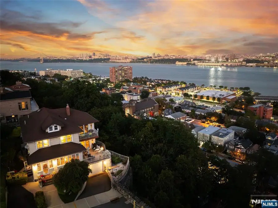 1 Knox Avenue, Cliffside Park, NJ 07010 - Image #2