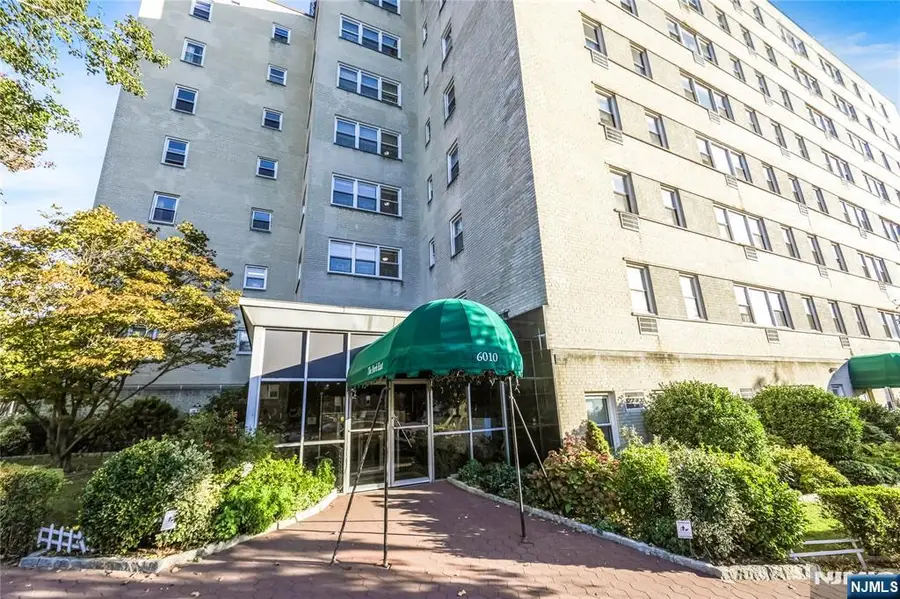 6010 Boulevard E 57A, West New York, NJ 07093 - Image #2