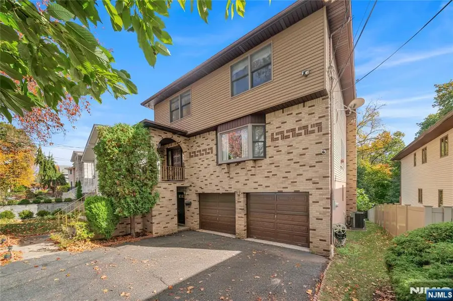 468 Morse Avenue, Ridgefield, NJ 07657 - Image #2