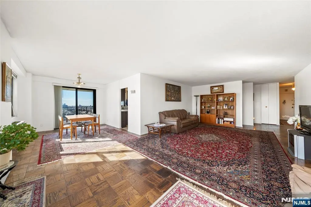 7855 Boulevard East 19J, North Bergen, NJ 07047 - Image #1