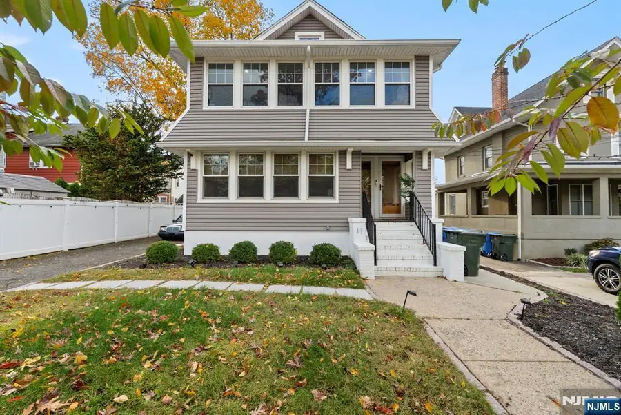11 W Gouverneur Avenue, Rutherford, NJ 07070 - Image #2