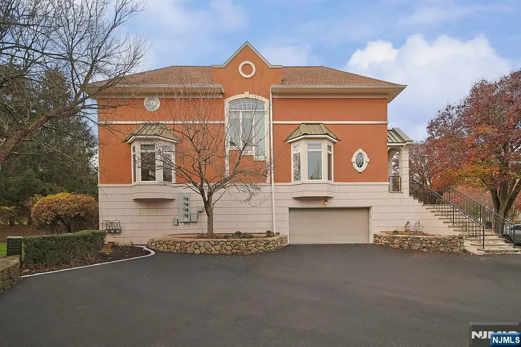 112 Winding Creek Way, Old Tappan, NJ 07675 - Image #1