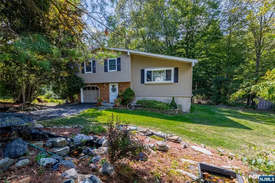 3 Quail Court, Vernon Township, NJ 07422 - Image #2