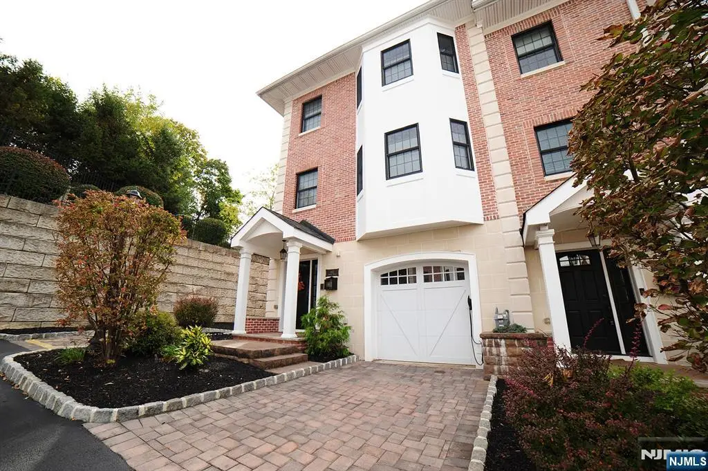 4 Central Avenue E, Caldwell, NJ 07006 - Image #1