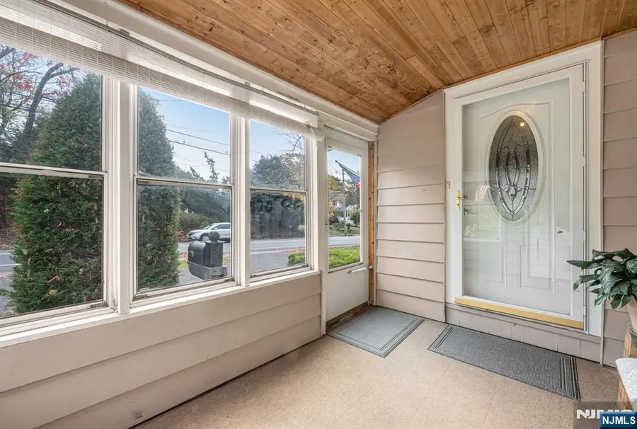 431 Goffle Road, Wyckoff, NJ 07481 - Image #2