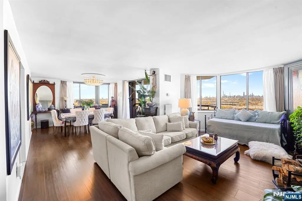 2005 Harmon Cove Tower, Secaucus, NJ 07094 - Image #1