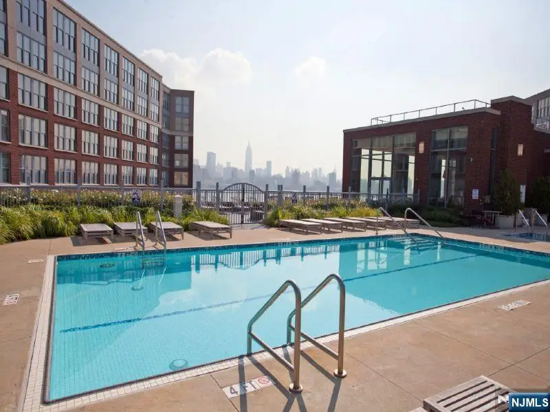 1125 Maxwell Lane 624, Hoboken, NJ 07030 - Image #3