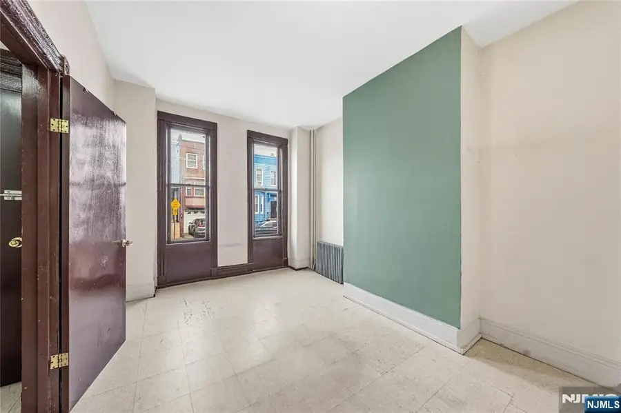 73 Virginia, Jersey City, NJ 07305 - #3