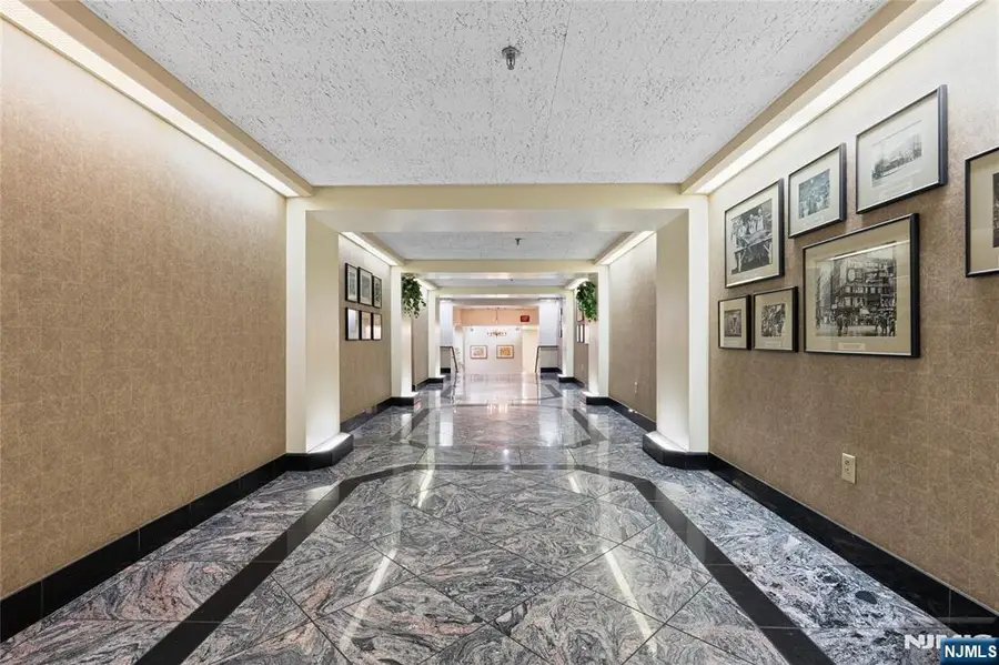 111 Mulberry Street 1K, Newark, NJ 07102 - Image #3