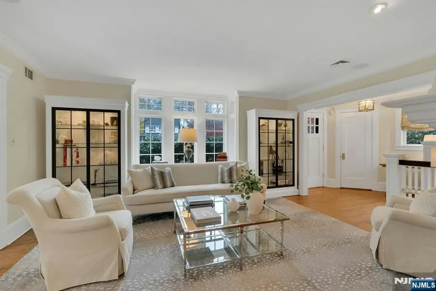 271 Orchard Place, Ridgewood, NJ 07450 - Image #3