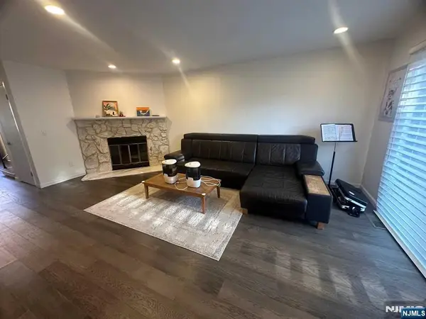 52 Palisade Avenue, Cresskill, NJ 07626