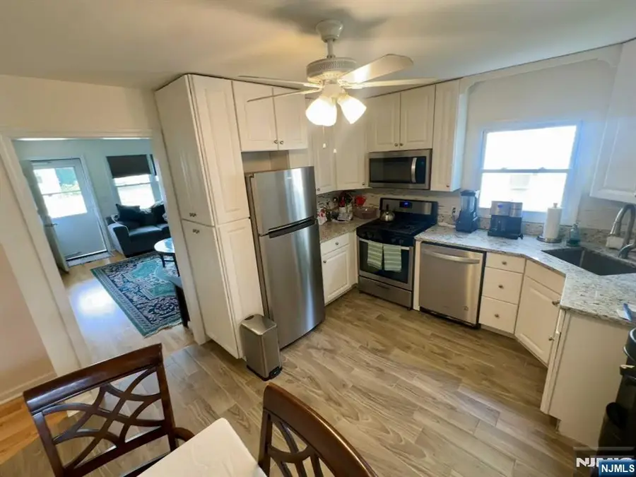 13 Jersey Avenue, Mahwah, NJ 07430 - Image #2