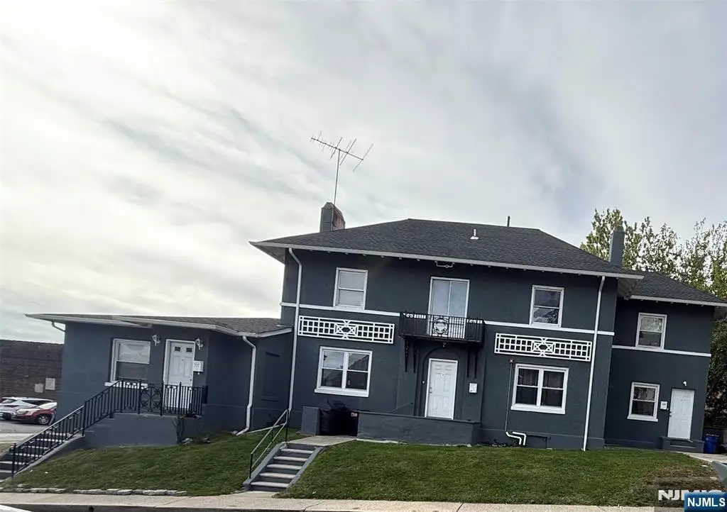 232 Ivy Court, Orange, NJ 07050 - Image #1