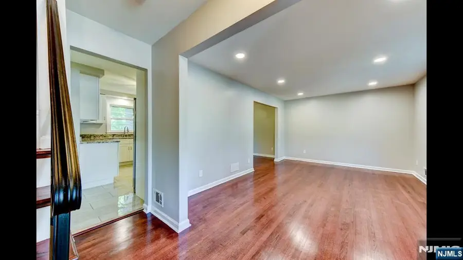 112 Greenbrook Road, Green Brook, NJ 08812 - Image #3