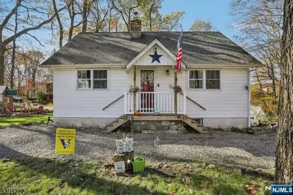 10 Anawa Road, Vernon, NJ 07422