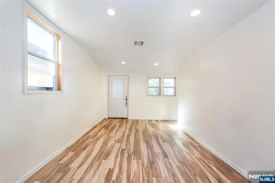 337-379 Ellison, Paterson, NJ 07501 - Image #3