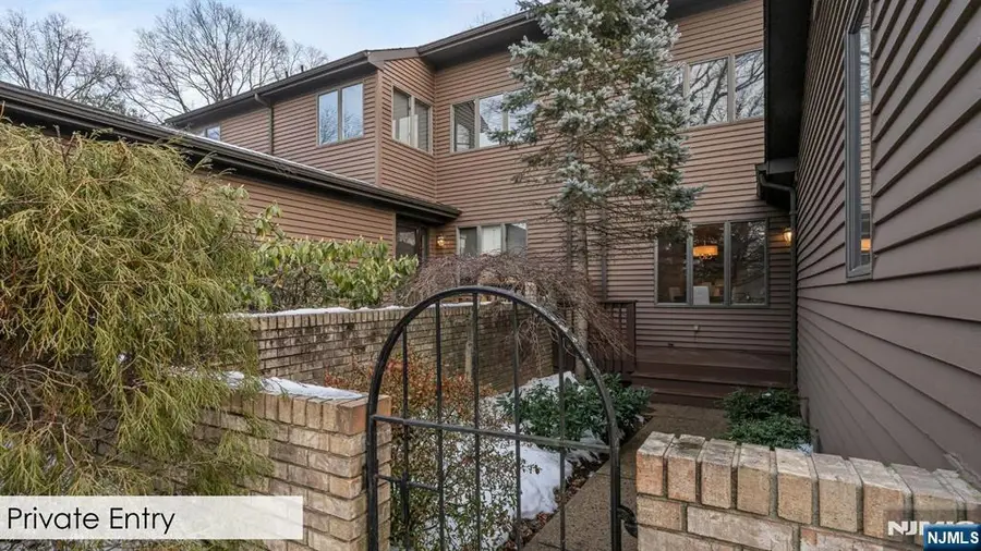 183 Van Winkle Lane, Mahwah, NJ 07430 - Image #3