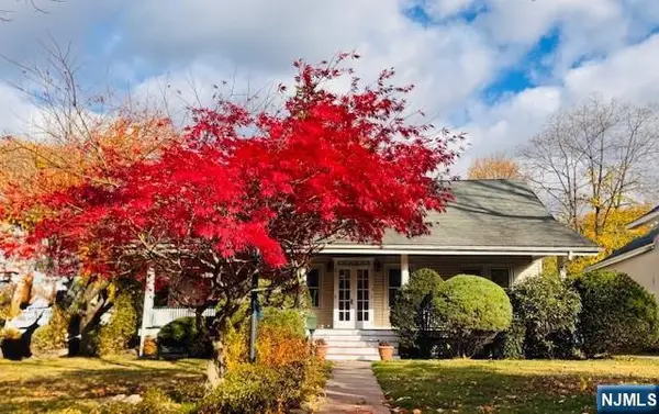 23 Bradford Street, Glen Rock, NJ 07452