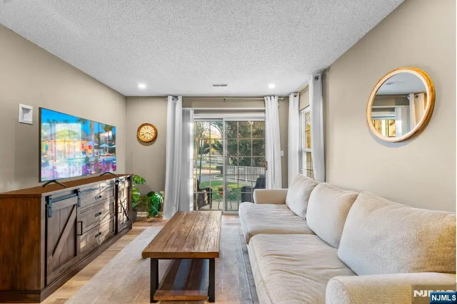 1023 Castle Road, Mahwah, NJ 07430 - Image #3