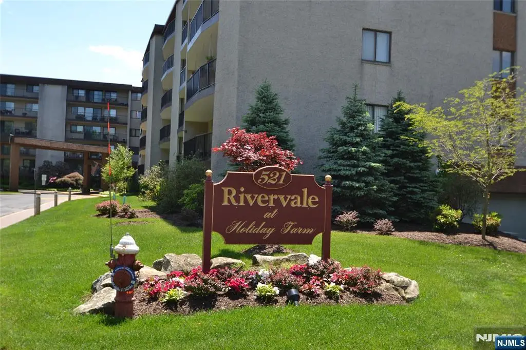521 Piermont Avenue 428A, River Vale, NJ 07675 - Image #1