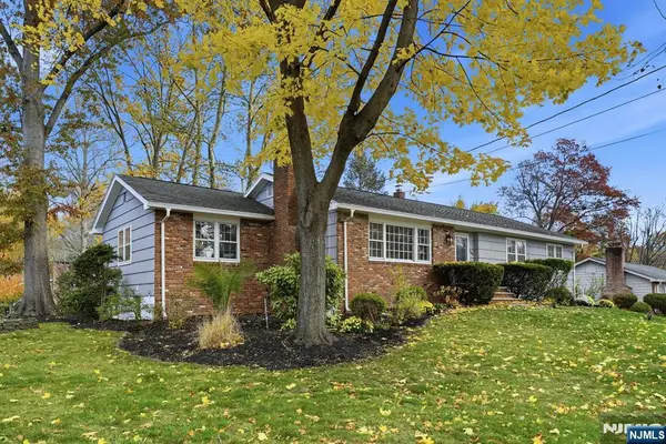 2445 Cleveland Avenue, Twp of Washington, NJ 07676