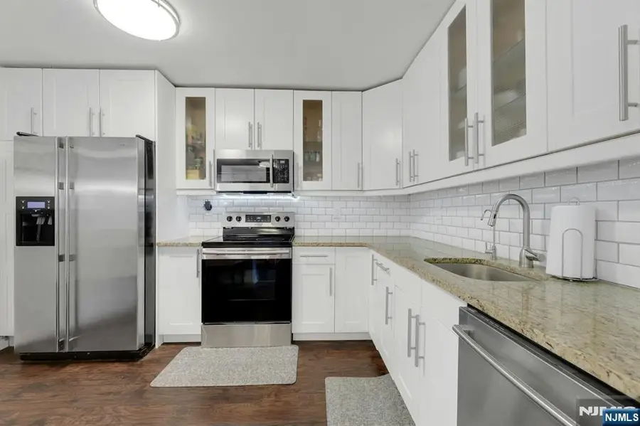 770 Anderson Avenue 16H, Cliffside Park, NJ 07010 - Image #2