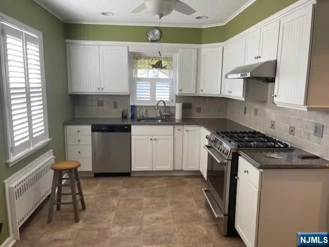 49 Hawthorne Avenue, Clifton, NJ 07011 - Image #3