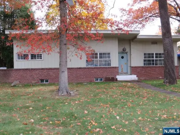 543 Ackerman Avenue, Glen Rock, NJ 07452