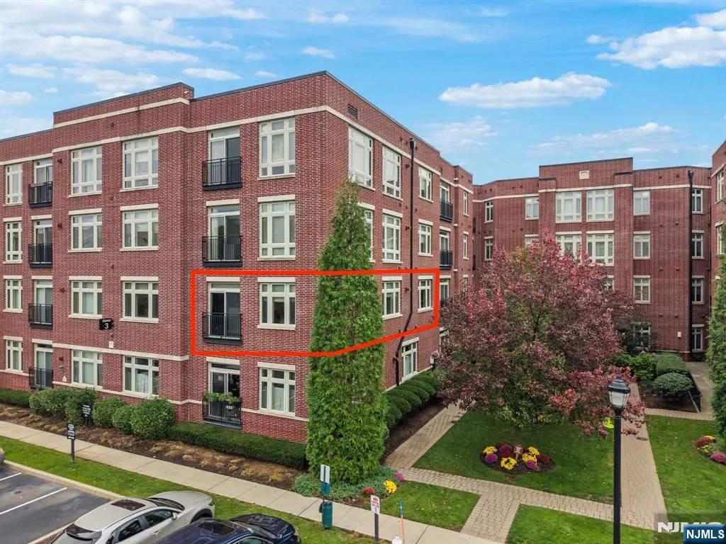 2219 Riverview Avenue 219, Englewood, NJ 07631 - Image #1