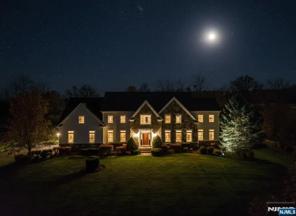 5 Morningside Court, Flemington, NJ 08822 - Image #1