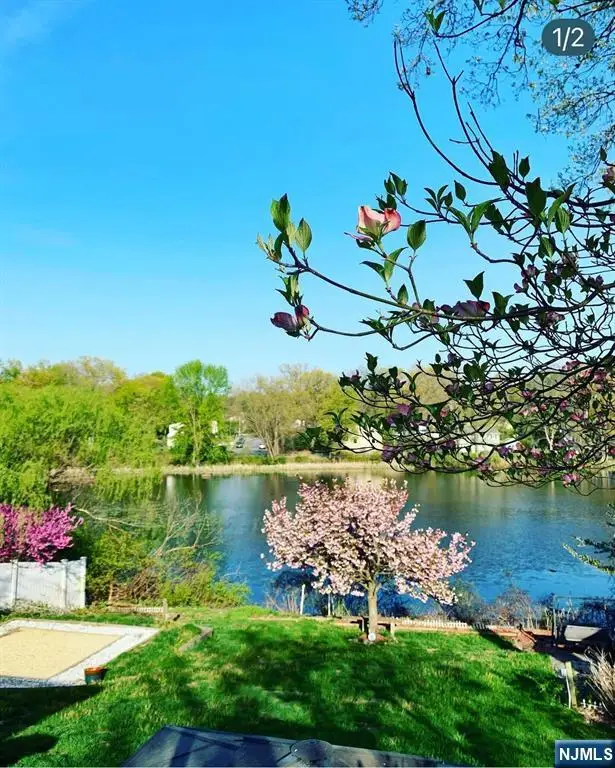 21 Sunrise Avenue, Bloomingdale, NJ 07403 - #3