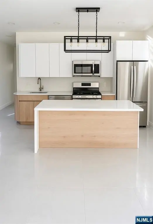 167 Chapman Street, Orange, NJ 07050 - Image #2