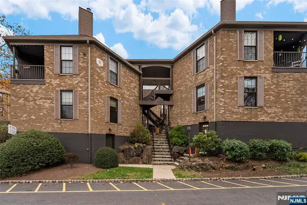 181 Long Hill 11-6, Little Falls, NJ 07424