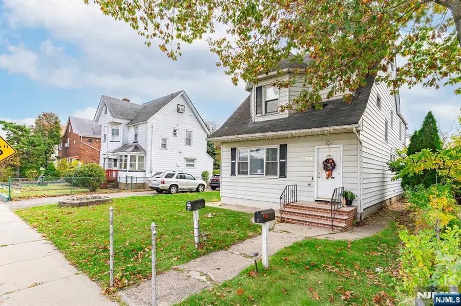 249 Delawanna Avenue, Clifton, NJ 07014 - Image #2