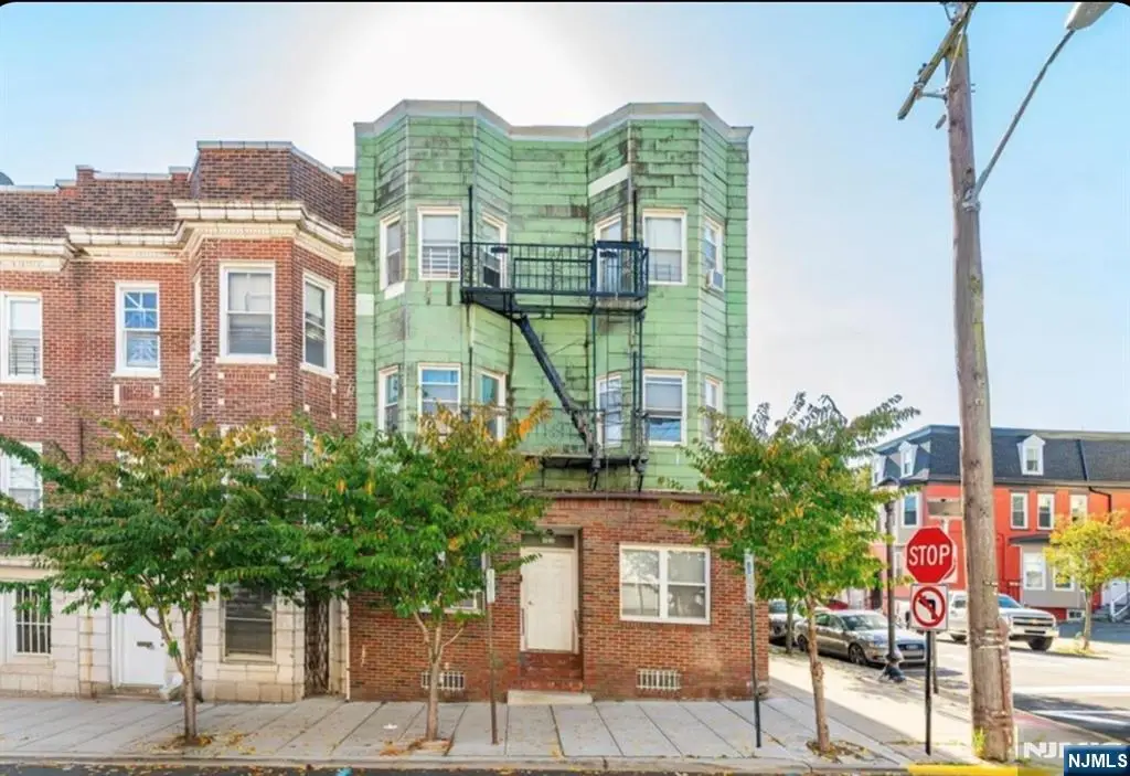 123 47th Street, Union City, NJ 07087 - Image #1