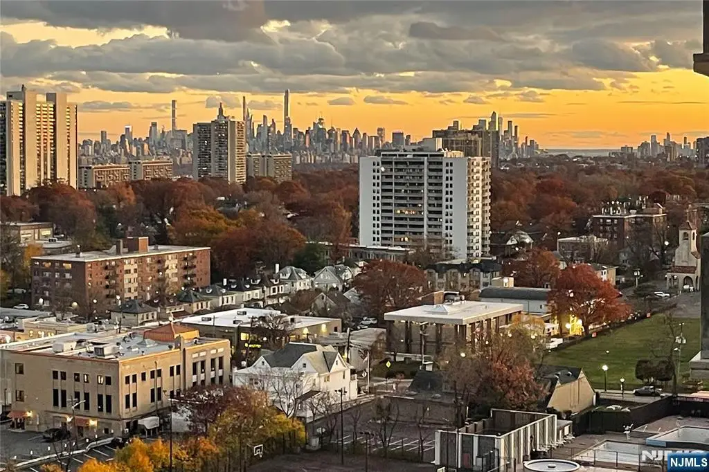 2100 Linwood Avenue 18N, Fort Lee, NJ 07024 - Image #1