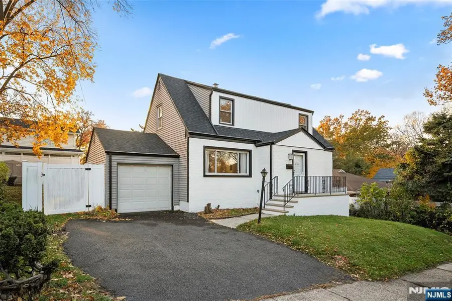636 Elm Avenue, Ridgefield, NJ 07657 - Image #2