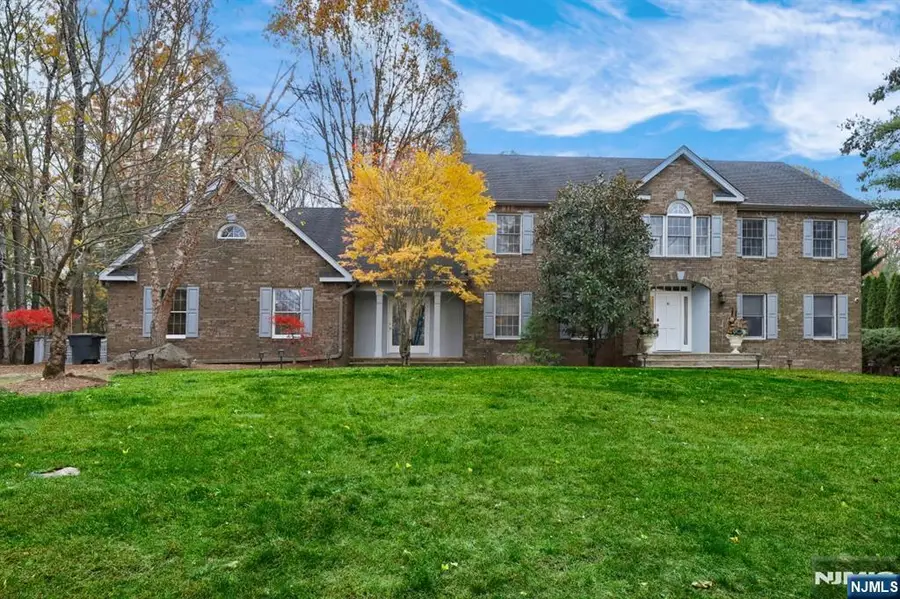 10 Watch Hill Road, Mahwah, NJ 07430 - Image #2
