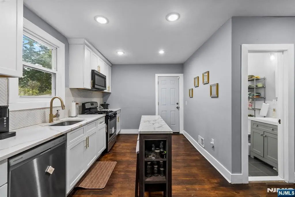 150 Fairmount Avenue, Newark, NJ 07103 - Image #1